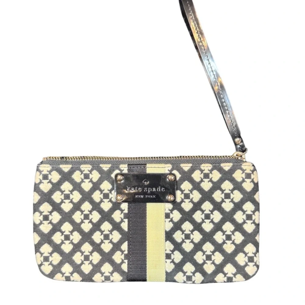 Kate Spade Wristlet Black Cream Spade Flower Jacquard Stripe